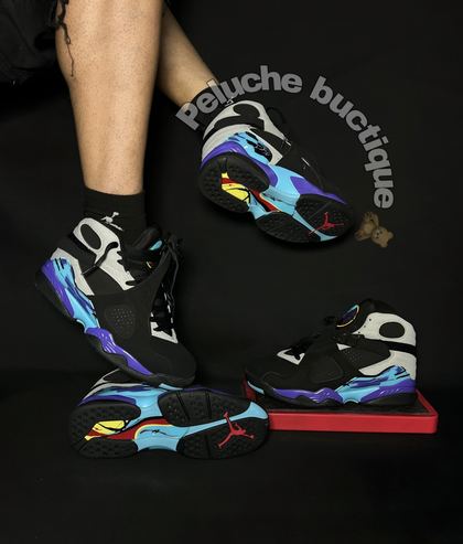 Sneakers — Sneakers